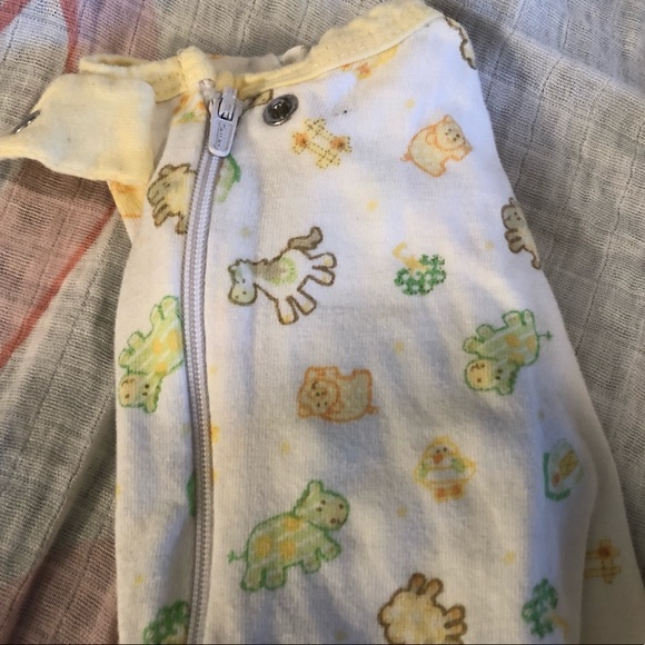 💜 Three pack neutral footed sleepers - Picture 4 of 5